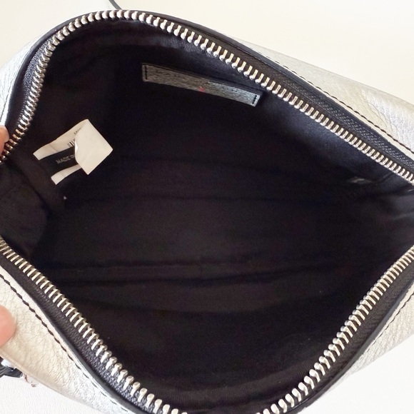 Marc Jacobs Bag Zoom Metallic Pebbled Leather Crossbody Casual Chic Silver - Picture 9 of 13